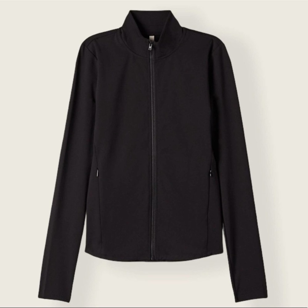 NWOT Aritzia Babaton Zip Up Activewear Jacket